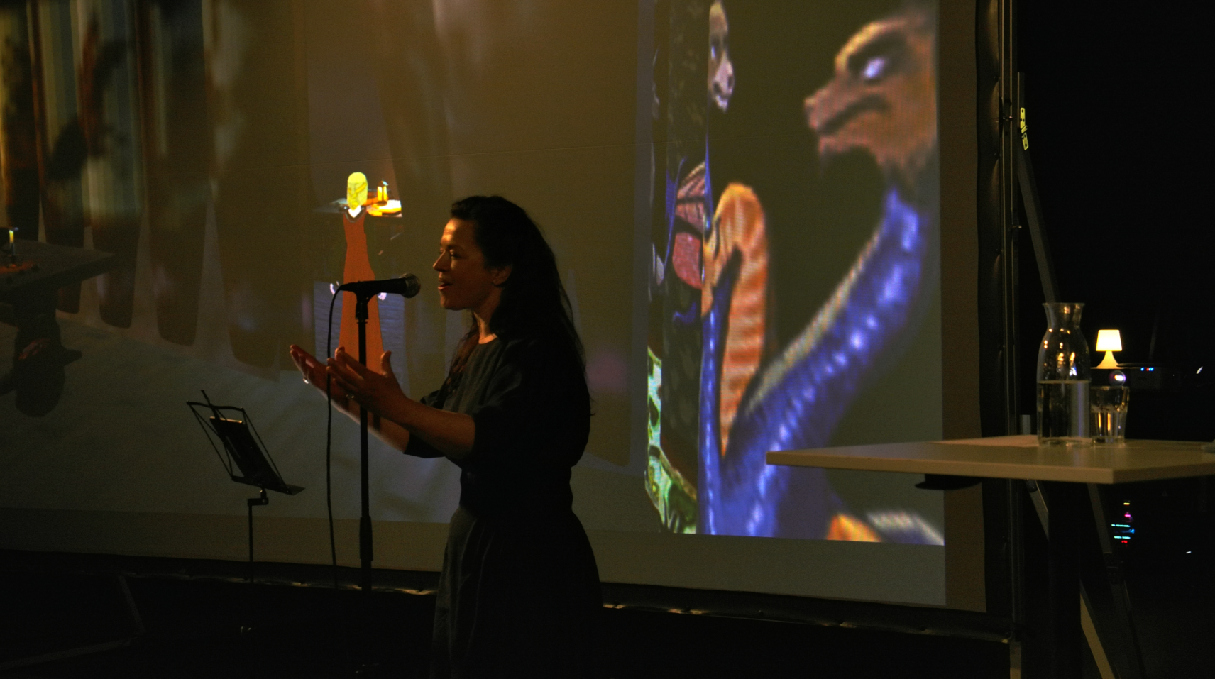 ‘Queens Game’ projected and navigated in real time by Wenche Hellekås at Myrens Verksted as a background to Kariina Gretere singing live the songs she composed for the project