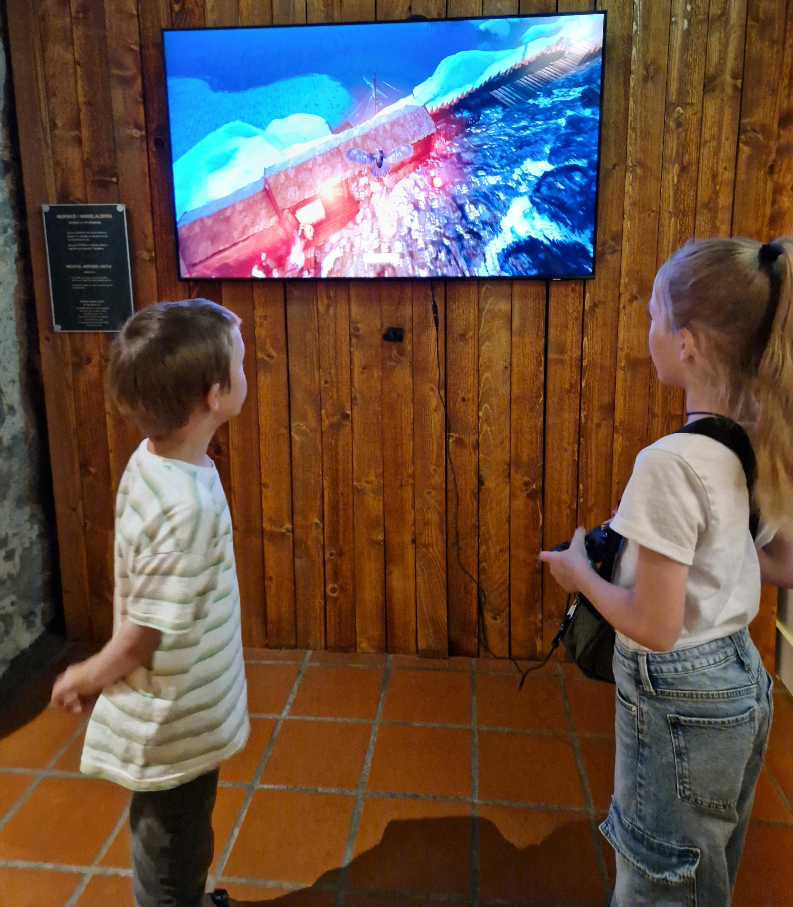 Playing the cat – Akershus Castle Visitor Centre